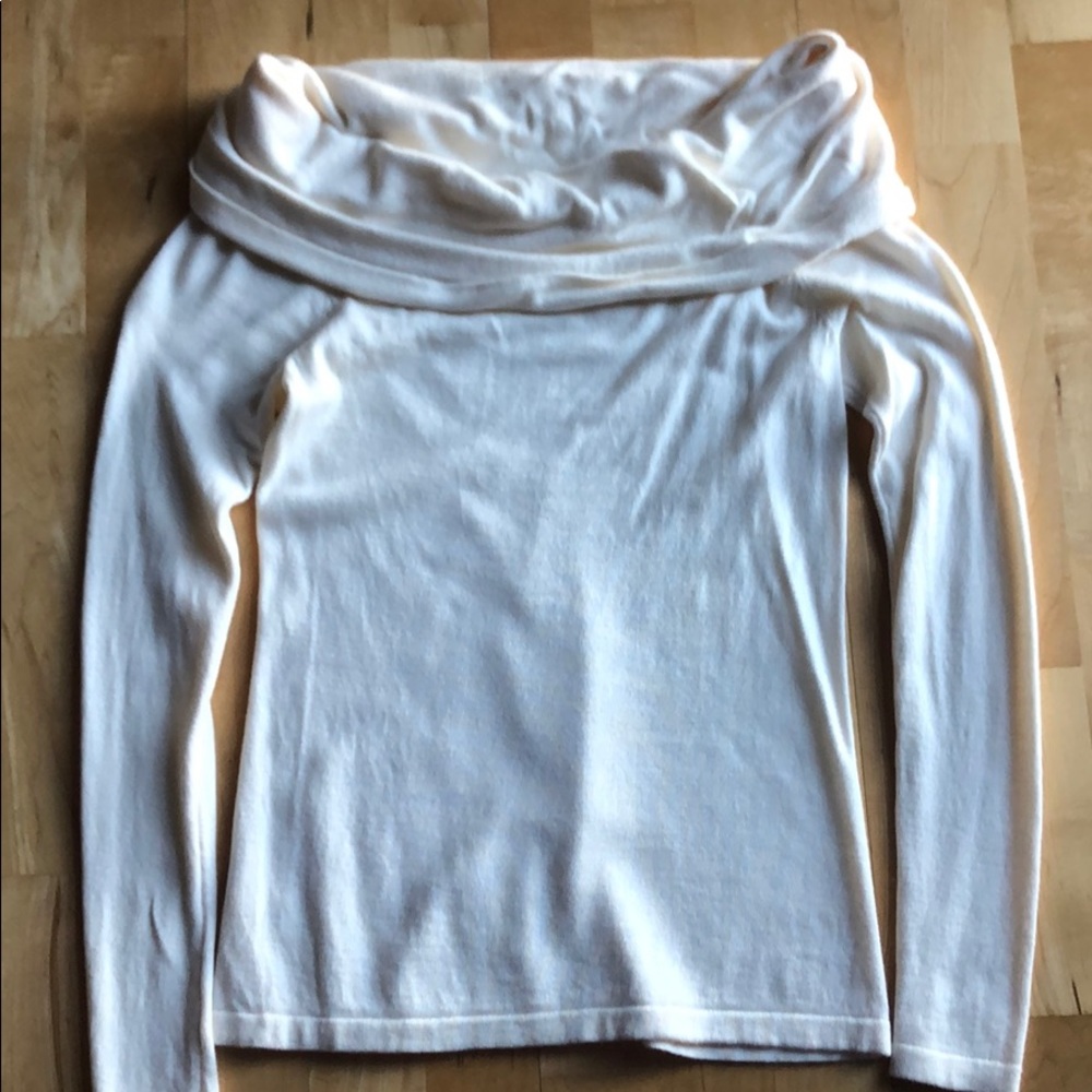 Ann Taylor shoulder top
